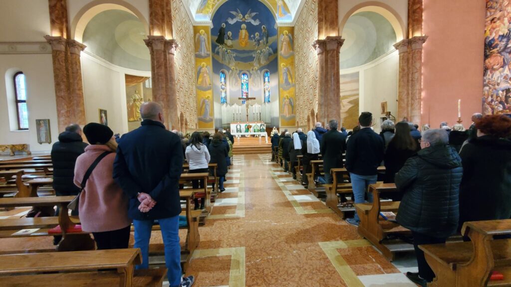 75dc73de-7c85-4ef1-8273-f71a3947650b